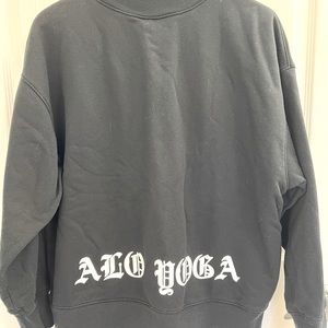 COPY - Alo Yoga Mock Neck Pullover Sweatshirt w/ pockets